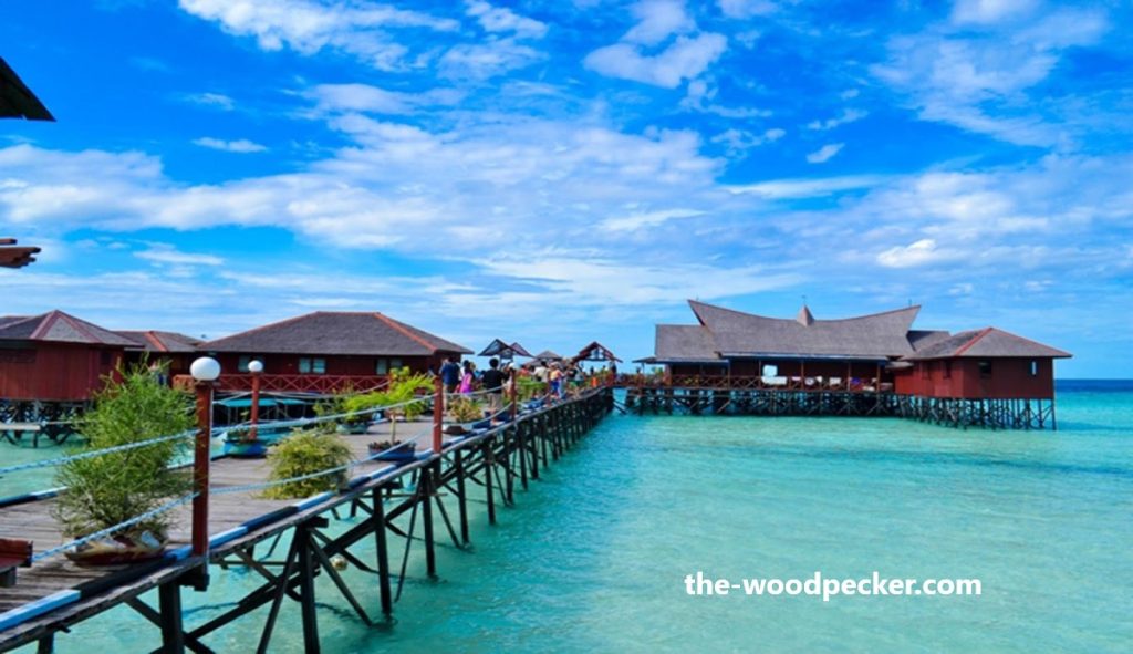 Wisata Pulau Derawan, Surga Tersembunyi Di Kalimantan Timur!